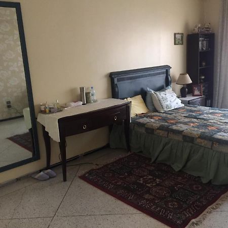 Room In Guest Room - Property Located In A Quiet Area Close To The Train Station And Town Casablanca Exterior photo